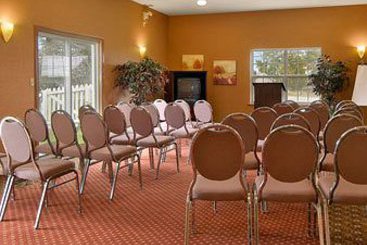 Hotel Quality Inn & Suites | Charlottetown | Prince Edward Island | Canada 8