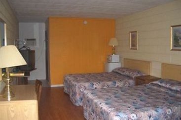 Hotel Ritz Inn Niagara & Wedding Chapel | Niagara Falls | Ontario | Canada 12