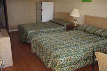 Hotel Ritz Inn Niagara & Wedding Chapel | Niagara Falls | Ontario | Canada 14