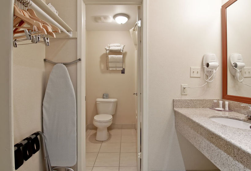 Hotel Travelodge Trenton | Trenton | Ontario | Canada 19