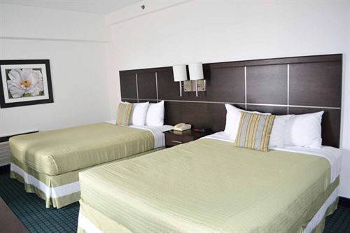 Quality Hotel & Conference Centre | Niagara Falls | Ontario | Canada 14