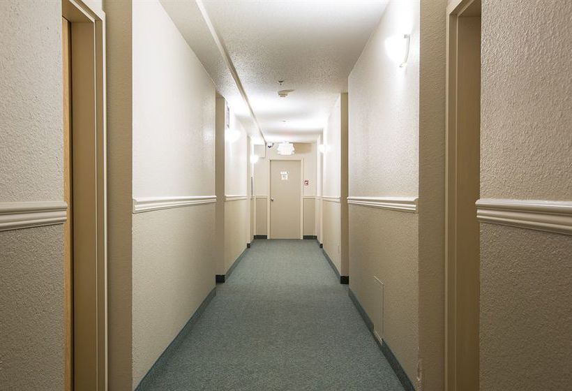 Hotel Capital Suites Yellowknife | Yellowknife | Northwest Territories | Canada 1