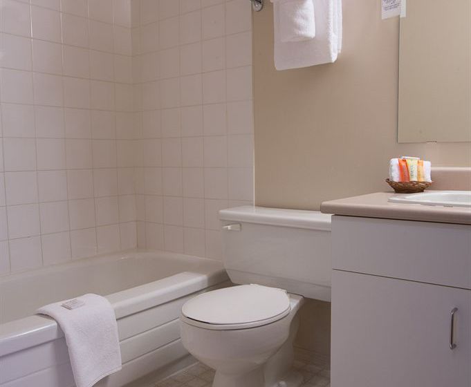 Hotel Capital Suites Yellowknife | Yellowknife | Northwest Territories | Canada 9