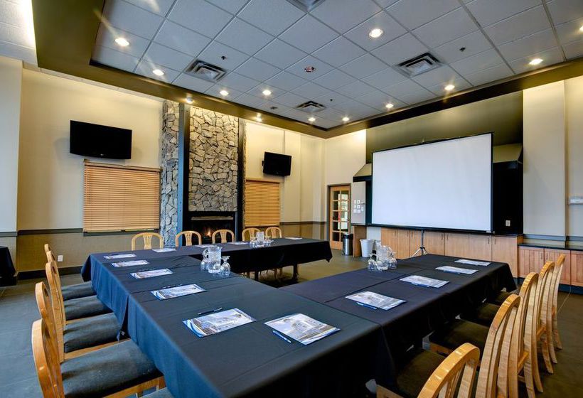 Hotel Treasure Cove | Prince George | British Columbia | Canada 3