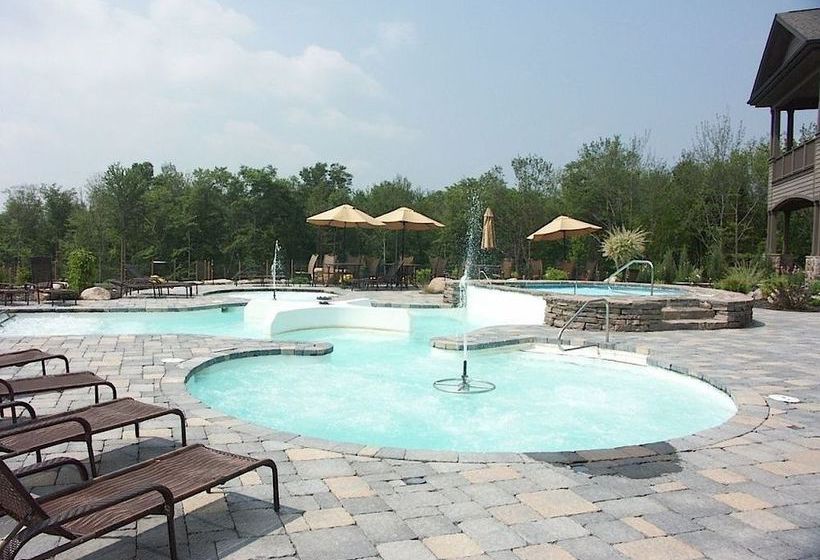 Hotel Cap Tremblant Mountain Resort | Mont Tremblant | Quebec | Canada 16