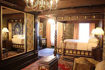 Hotel Pierre du Calvet | Montreal | Quebec | Canada 6