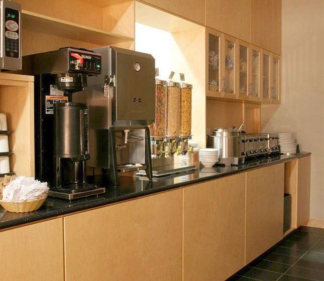 Hotel Dauphin Montreal Centre Ville | Montreal | Quebec | Canada 1