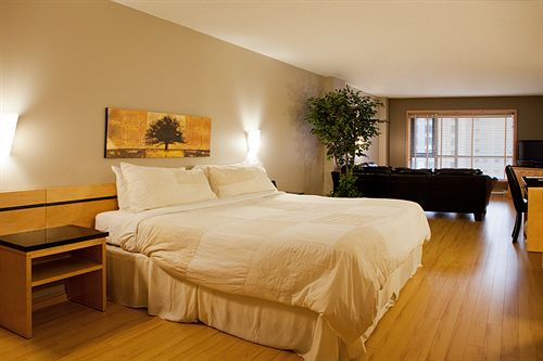 Hotel Dauphin Montreal Centre Ville | Montreal | Quebec | Canada 18