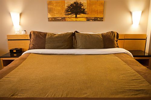 Hotel Dauphin Montreal Centre Ville | Montreal | Quebec | Canada 4