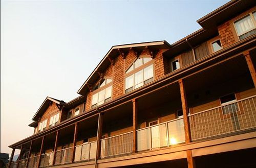 Hotel Fire Mountain Lodge | Canmore | Alberta | Canada 1