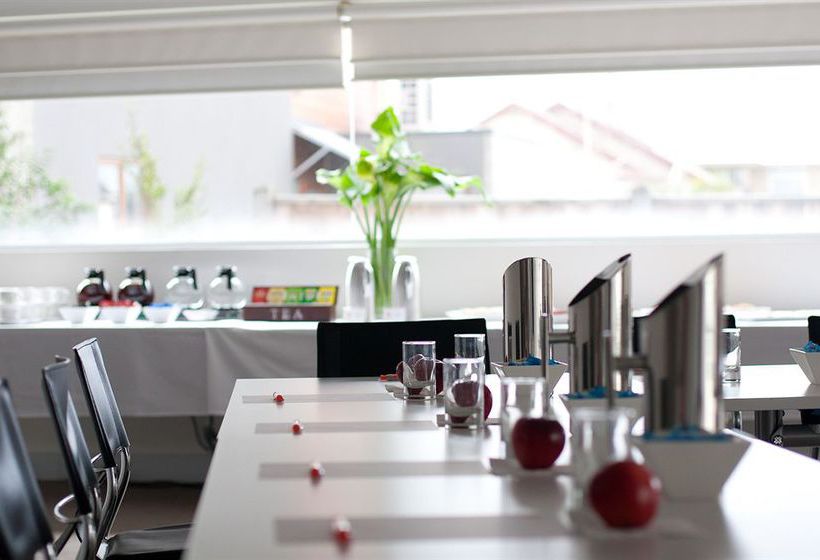 Hotel Punt Hill Essendon Grand | Essendon | Victoria | Australia 4