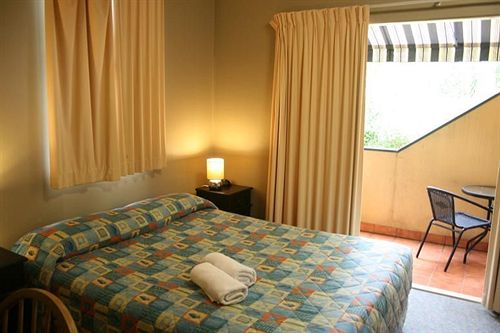 Motel City Palms | Fortitude Valley | Queensland | Australia 7