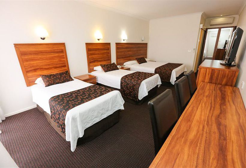 Hotel Comfort Inn Deakin Palms