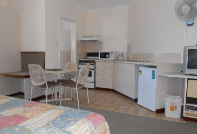 Augusta's Georgiana Molloy Motel | Augusta | Western Australia | Australia 7