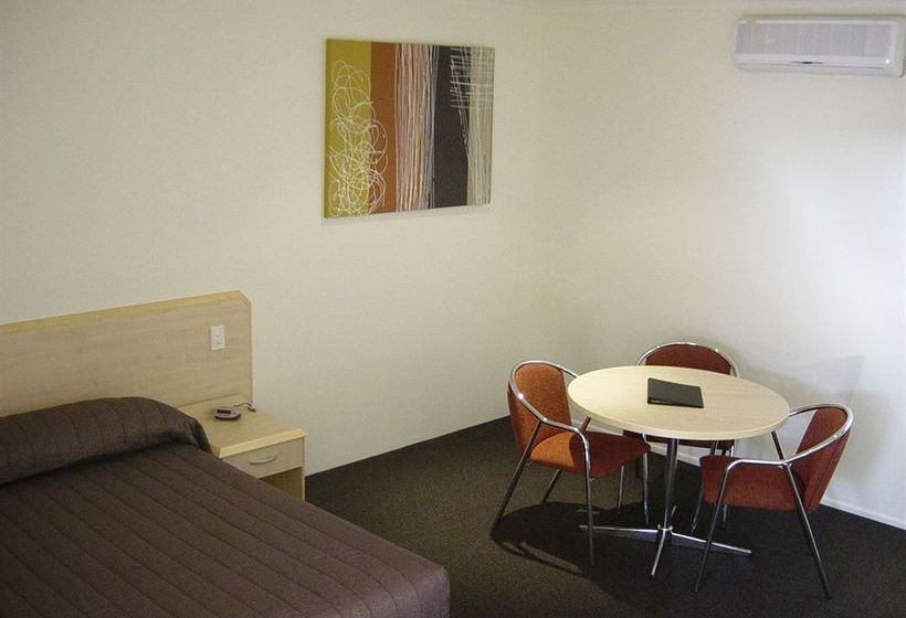 Hotel Red Bridge Motor Inn | Sunshine | Victoria | Australia 5