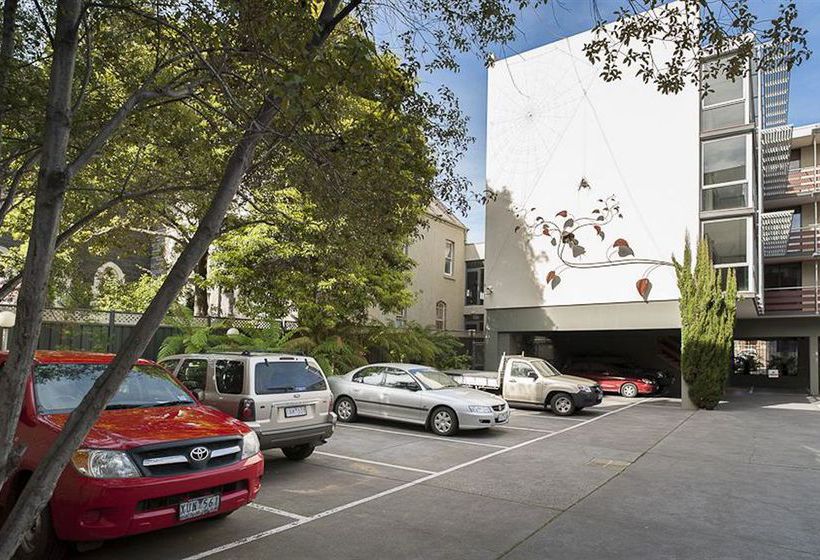 Quality Hotel Downtowner on Lygon Melbourne