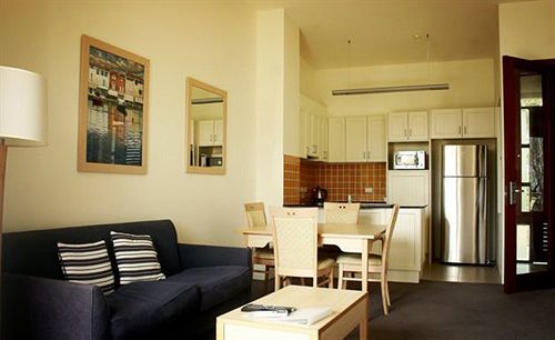 Hotel Oaks Boathouse Tea Gardens | Tea Gardens | New South Wales | Australia 4