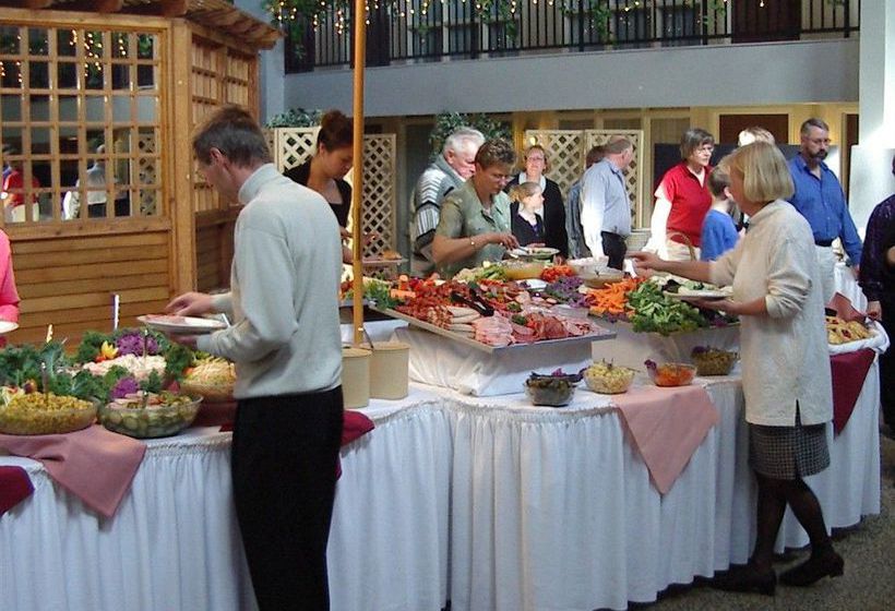 Hotel Nisku Inn and Conference Centre | Edmonton | Alberta | Canada 1