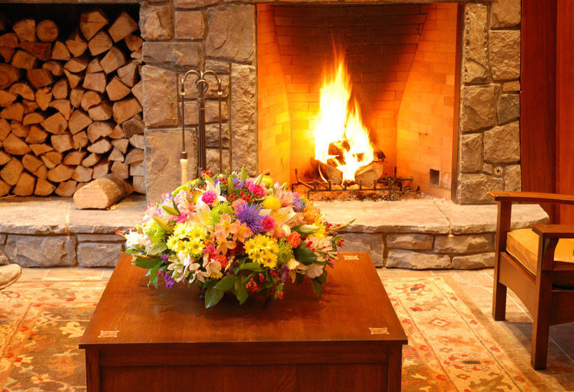 Fox Hotel & Suites | Banff | Alberta | Canada 10