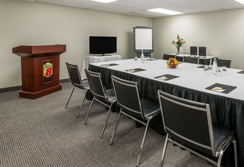 Hotel Super 8 Downtown Toronto | Toronto | Ontario | Canada 13