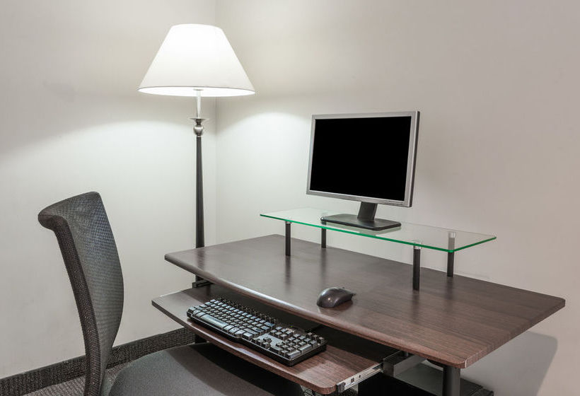 Hotel Super 8 Downtown Toronto | Toronto | Ontario | Canada 14