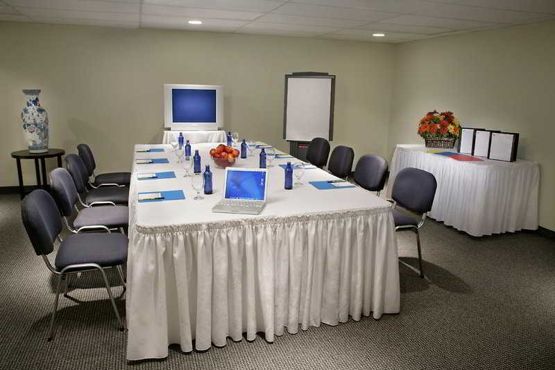 Hotel Super 8 Downtown Toronto | Toronto | Ontario | Canada 18