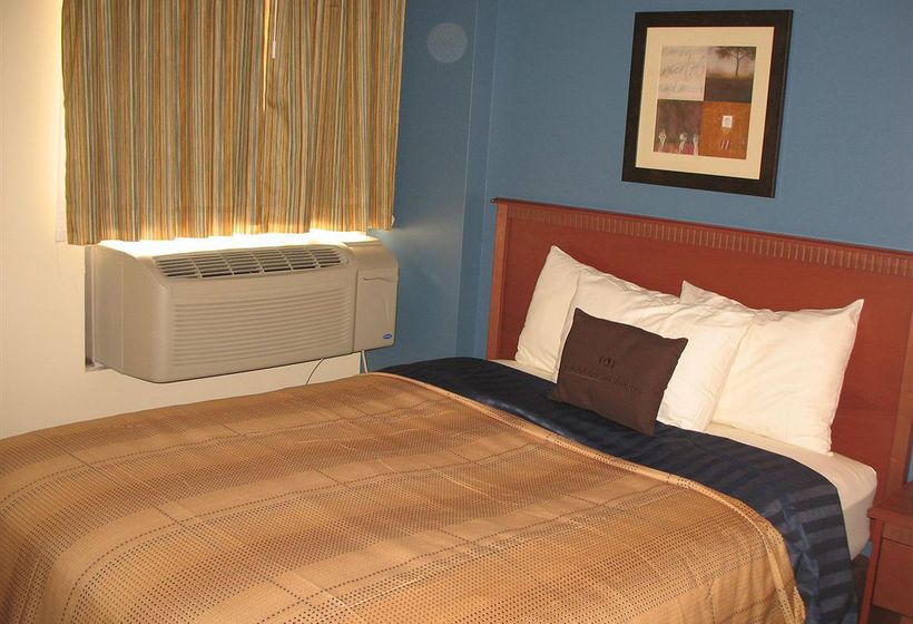 Candlewood Suites Downtown Montreal - Hotel | Montreal | Québec | Hôtels au Canada 9