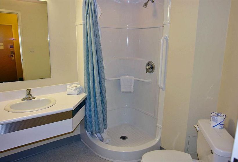 Motel 6 Niagara Falls | Niagara Falls | Ontario | Canada 8