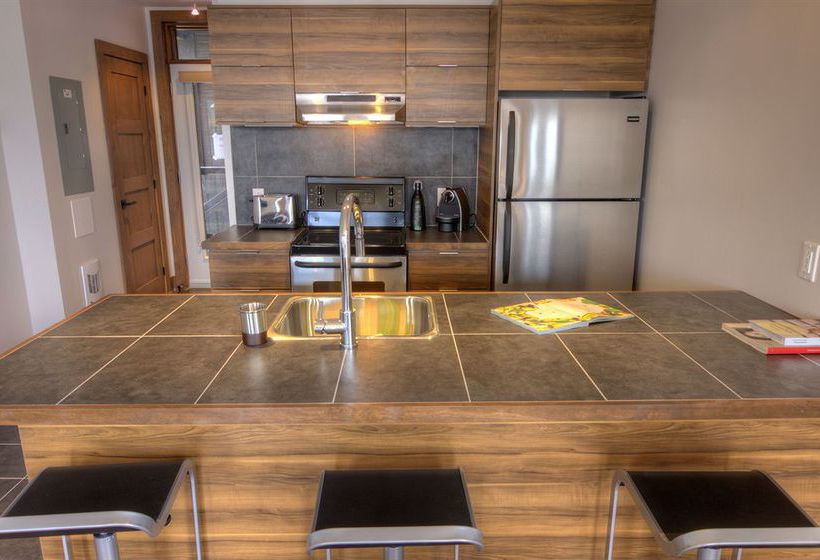 Hotel Côte Nord Tremblant | Mont Tremblant | Quebec | Canada 12