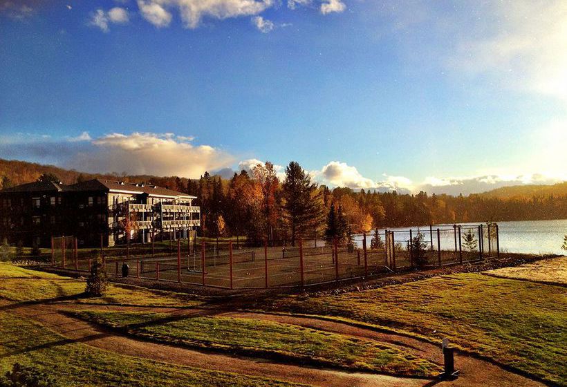 Hotel Côte Nord Tremblant | Mont Tremblant | Quebec | Canada 4