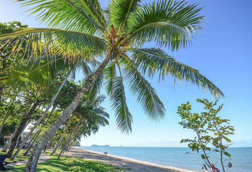 Hotel Roydon Beachfront Holiday Apartments | Cairns | Queensland | Australia 13