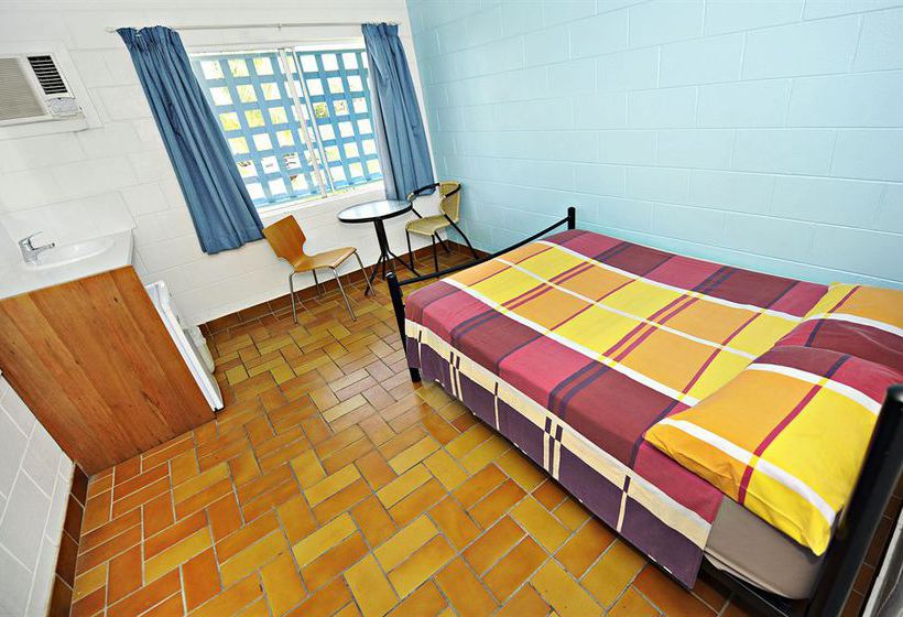 Hotel Njoy Travellers Resort Cairns