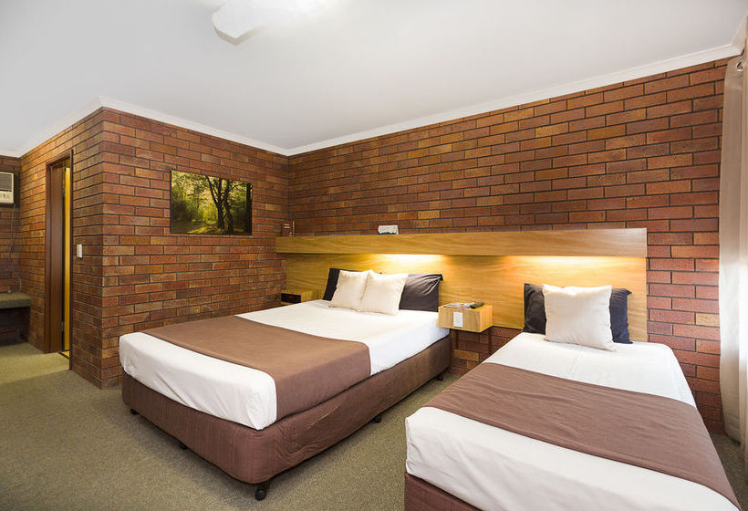 Blue Shades Motel | Maryborough | Queensland | Australia 2