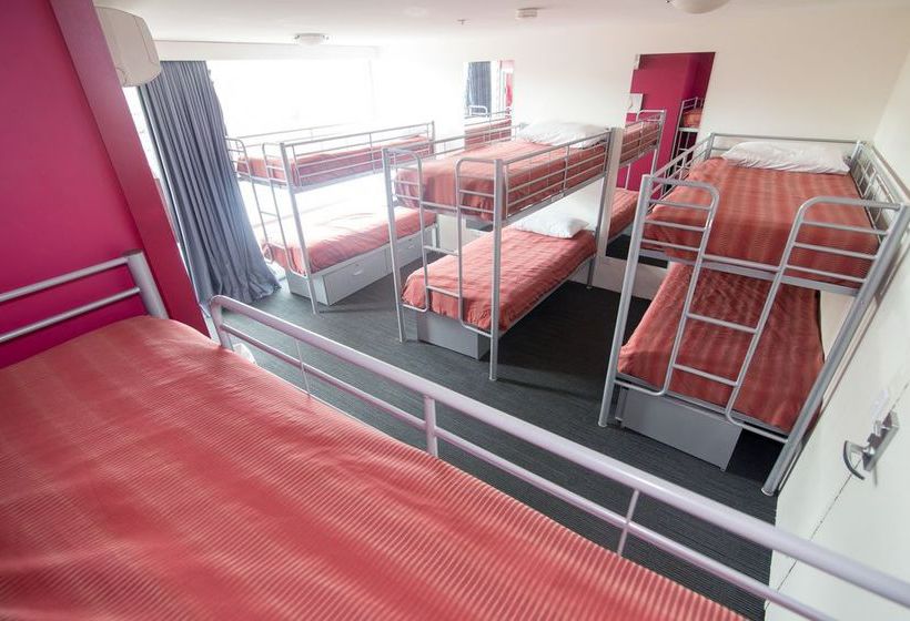 Hotel Base Backpackers Melbourne hostel | Saint Kilda | Victoria | Australia 5