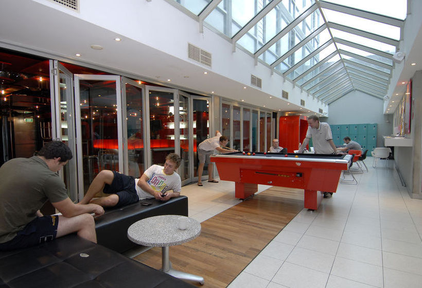 Hotel Base Backpackers Melbourne hostel | Saint Kilda | Victoria | Australia 9