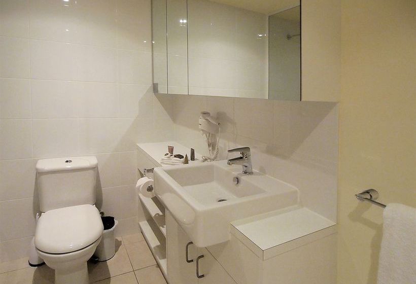 Hotel Oaks On Lonsdale | Melbourne | Victoria | Australia 4