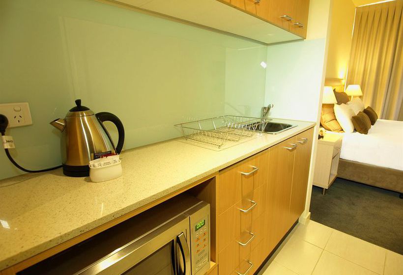 Hotel Oaks On Lonsdale | Melbourne | Victoria | Australia 9