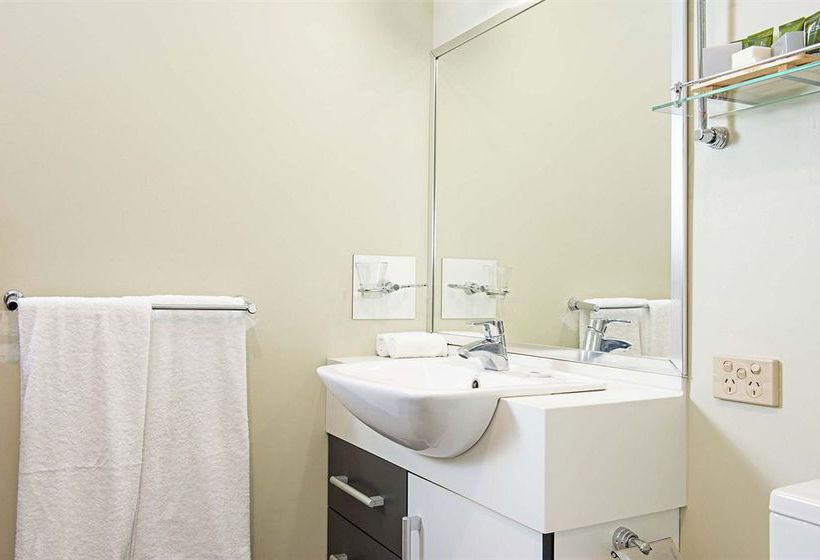 Hotel Mantra One Sandy Bay Road Tasmania