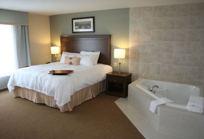 Hampton Inn Hotel & Suites Saint John | Saint John | New Brunswick | Canada 10