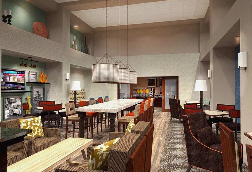 Hotel Hampton Inn & Suites by Hilton Edmonton West | Edmonton | Alberta | Canada 9