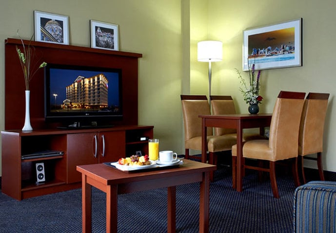 Hotel Fairfield Inn & Suites Montreal Airport | Montreal | Quebec | Canada 10