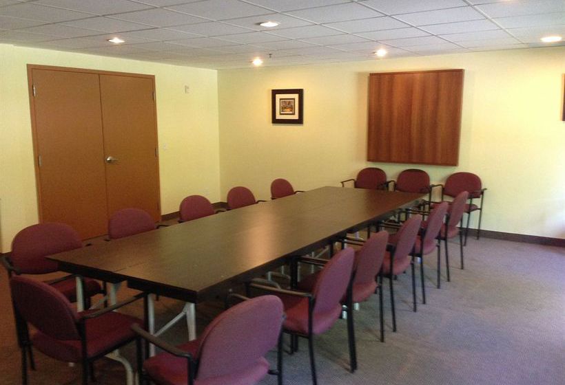 Hotel Super 8 Midland | Midland | Ontario | Canada 7