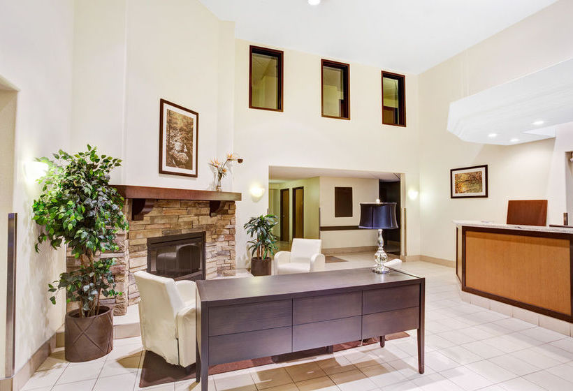 Hotel Super 8 Saint Jerome | Saint Jerome | Quebec | Canada 13