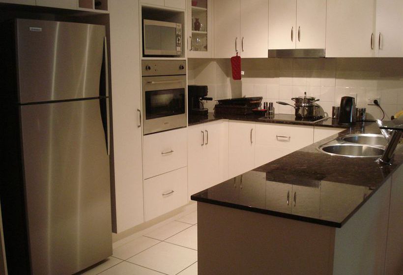 Hotel Bellevue At Trinity Beach | Trinity Beach | Queensland | Australia 1