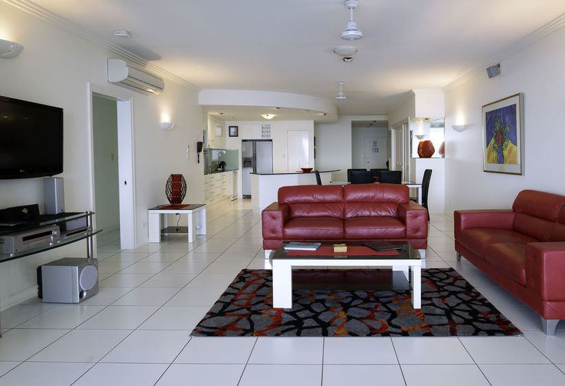 Hotel Bellevue At Trinity Beach | Trinity Beach | Queensland | Australia 20