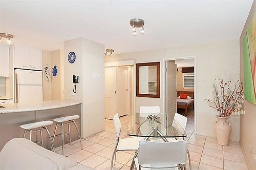 Saks On Hastings | Noosa Heads | Queensland | Australia 11