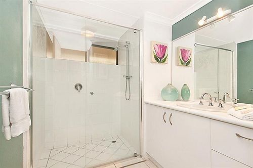 Saks On Hastings | Noosa Heads | Queensland | Australia 13