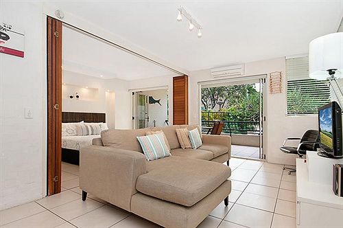 Saks On Hastings | Noosa Heads | Queensland | Australia 16