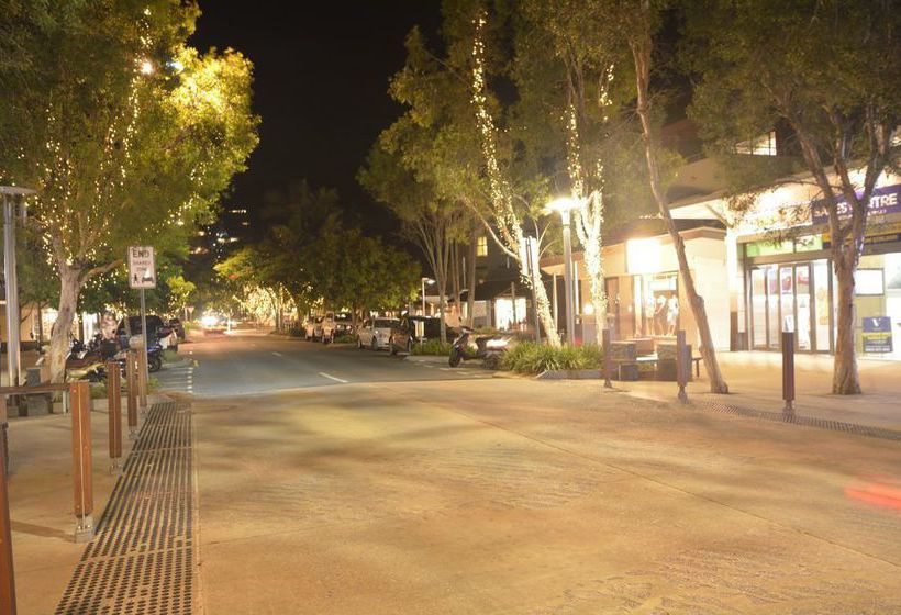 Saks On Hastings | Noosa Heads | Queensland | Australia 8