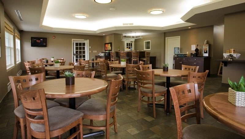 Hotel Amsterdam Inn & Suites Quispamsis | Saint John | New Brunswick | Canada 1